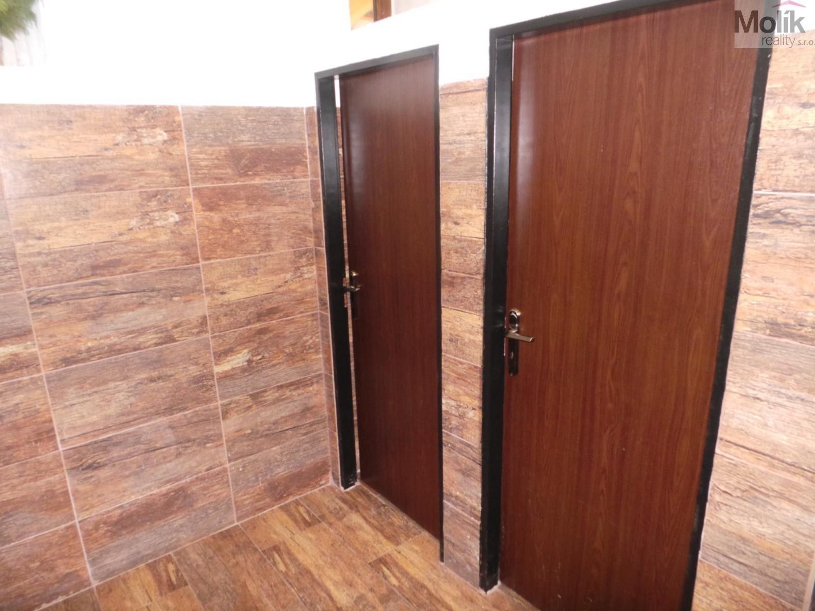 Prodej restaurace - Masarykova, Postoloprty, 1 517 m² - 5