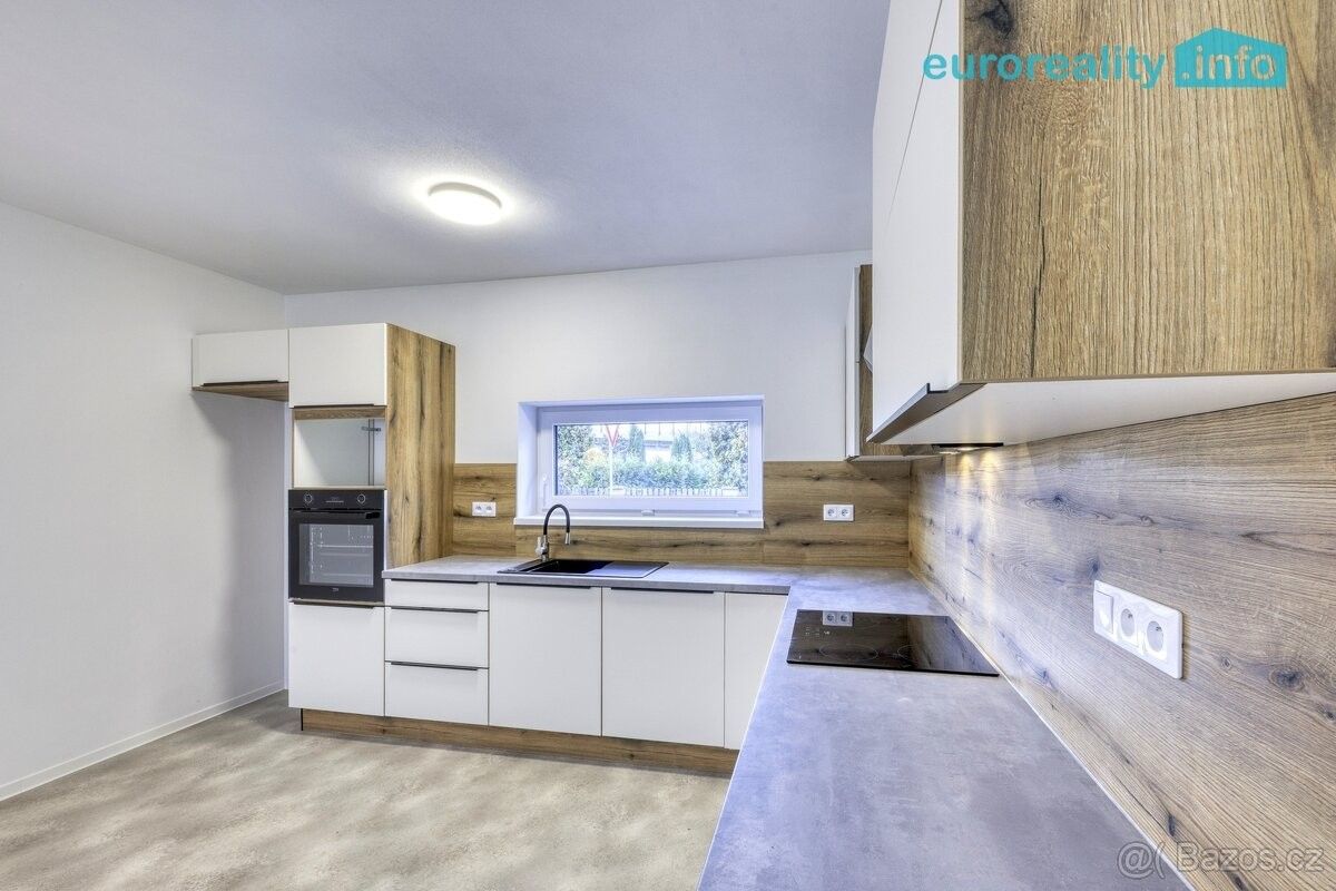 Rodinné domy, Plzeň, 322 00