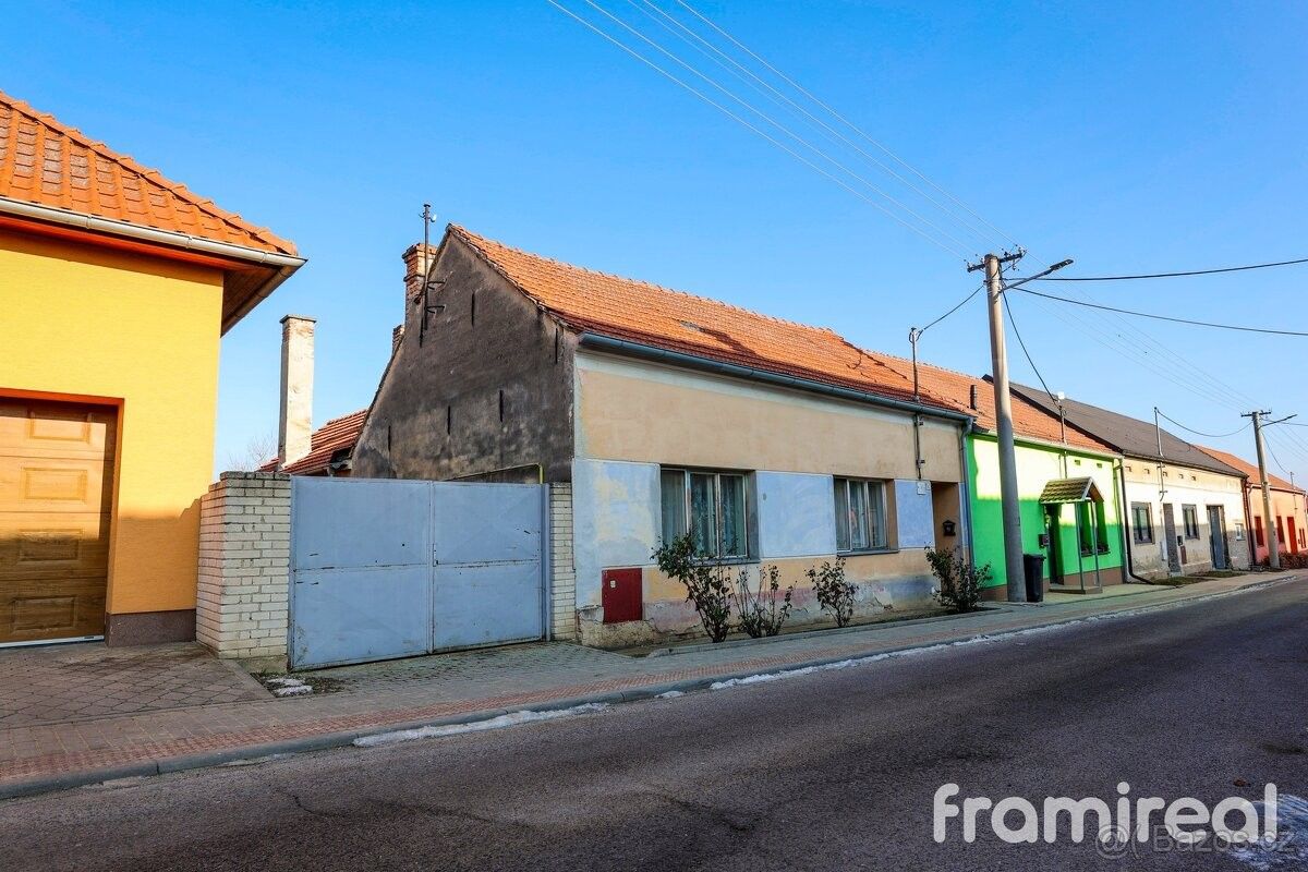 Prodej rodinný dům - Drnholec, 691 83