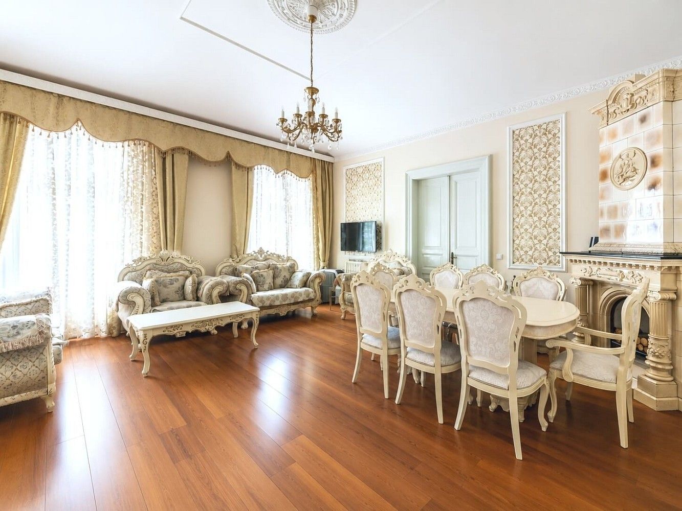 Byt 3+1 · 103 m² · Mezibranská, Praha 1 - Nové Město - 3