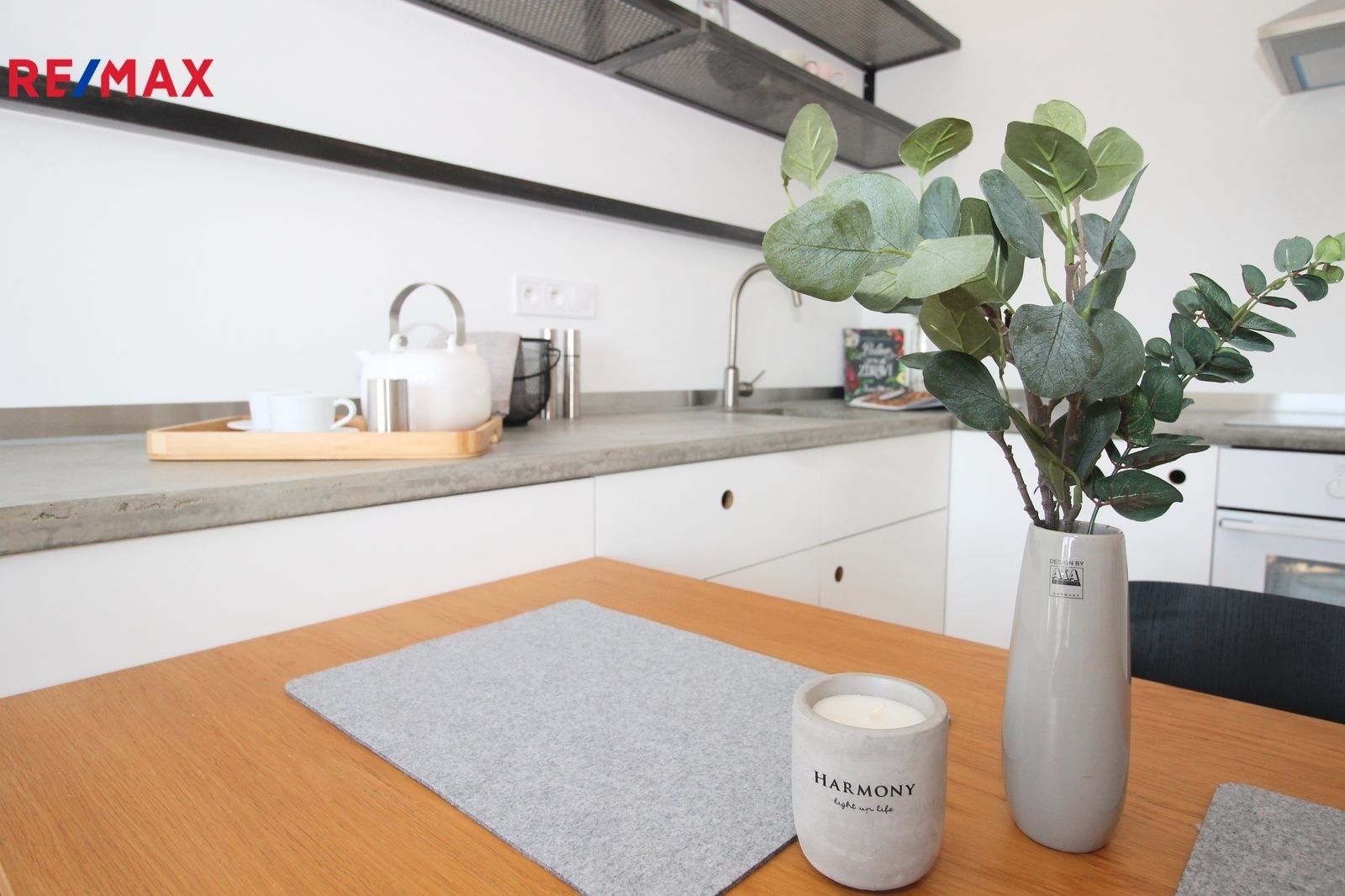 Pronájem byt 1+kk - U průhonu 1493, Praha, 35 m²