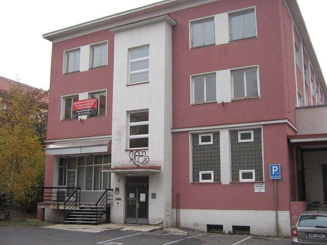 Sklady, Most, 62 m² - 1