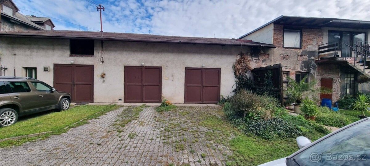 Garáže, Náchod, 547 01