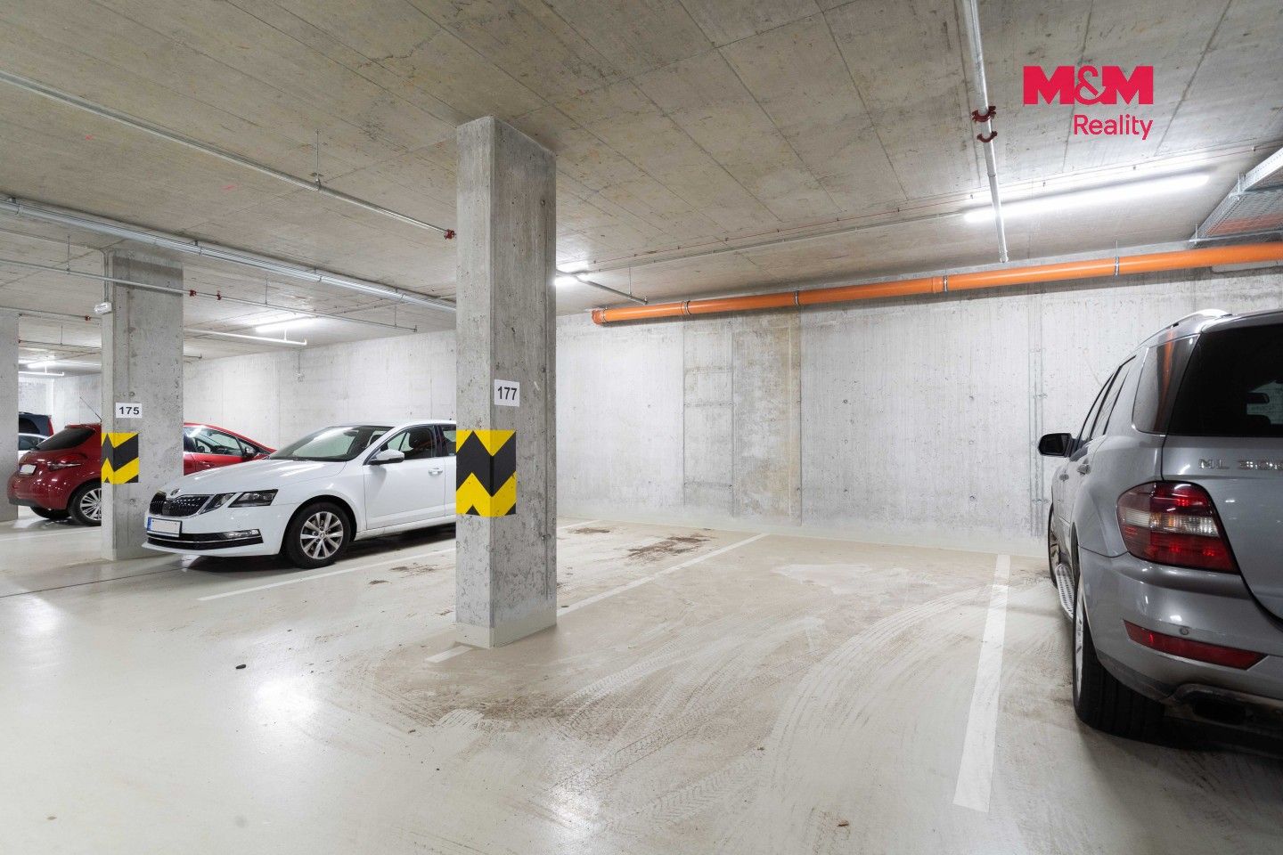 Garáž · 12 m² · Stehlíkova, Plzeň - 3