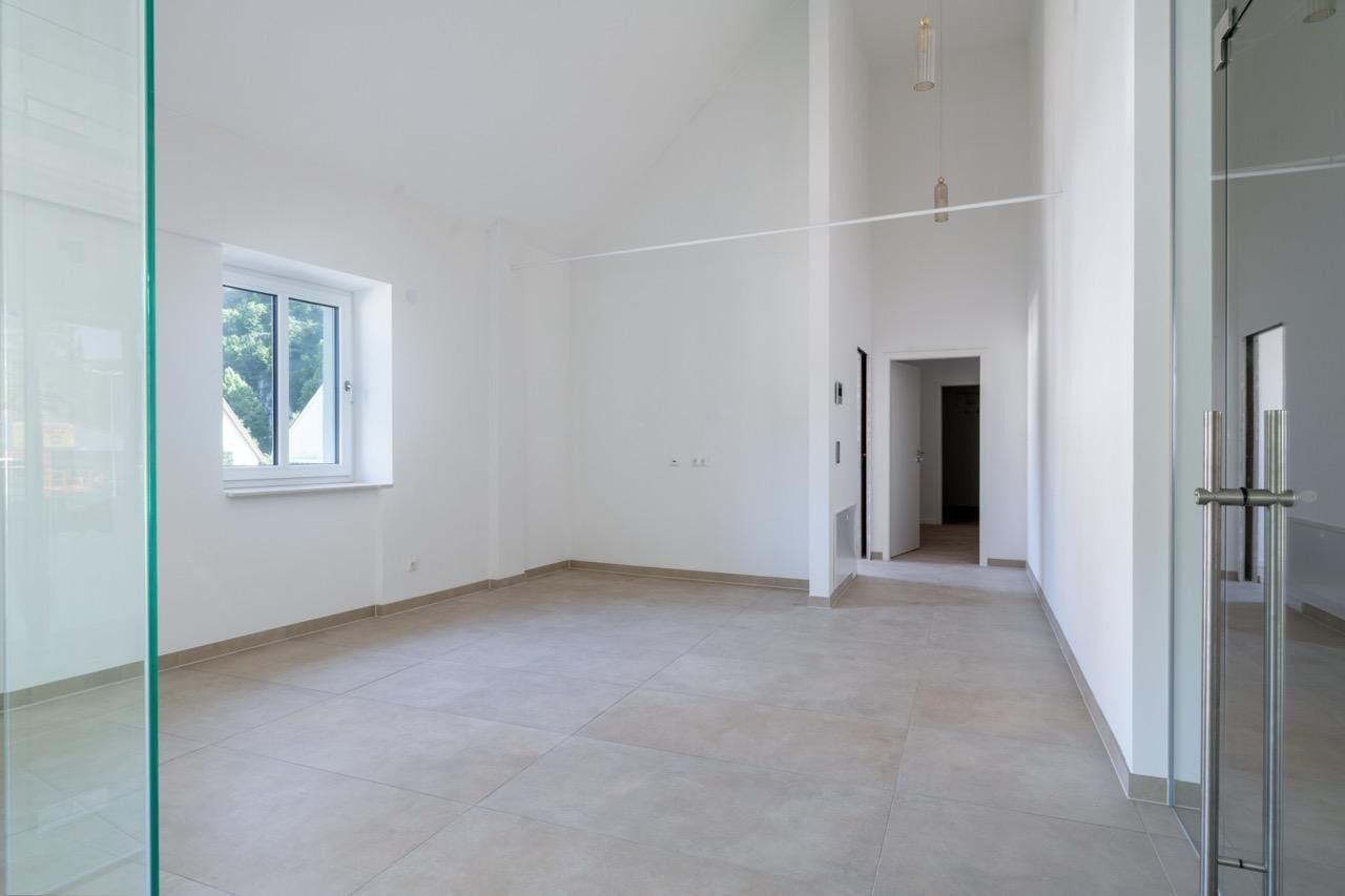 Kanceláře, Dinauer Straße 1, , Bavorsko, 135 m² - 2