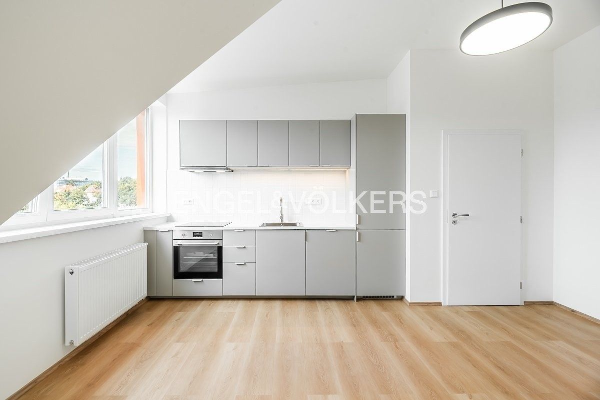 3+kk, Vosmíkových 832, Praha Libeň, 80 m² - 2
