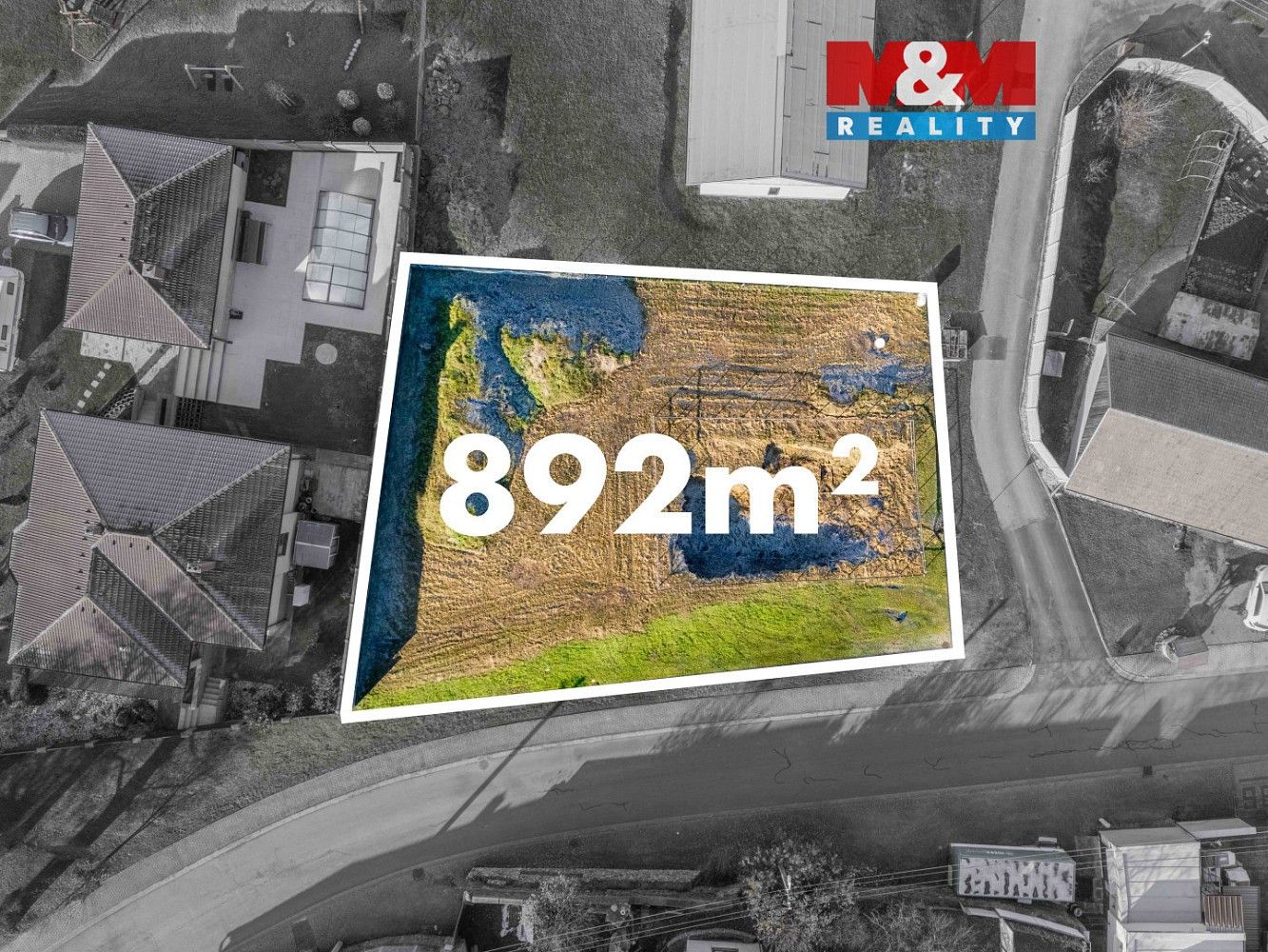 Pozemek pro bydlení, 892 m²
