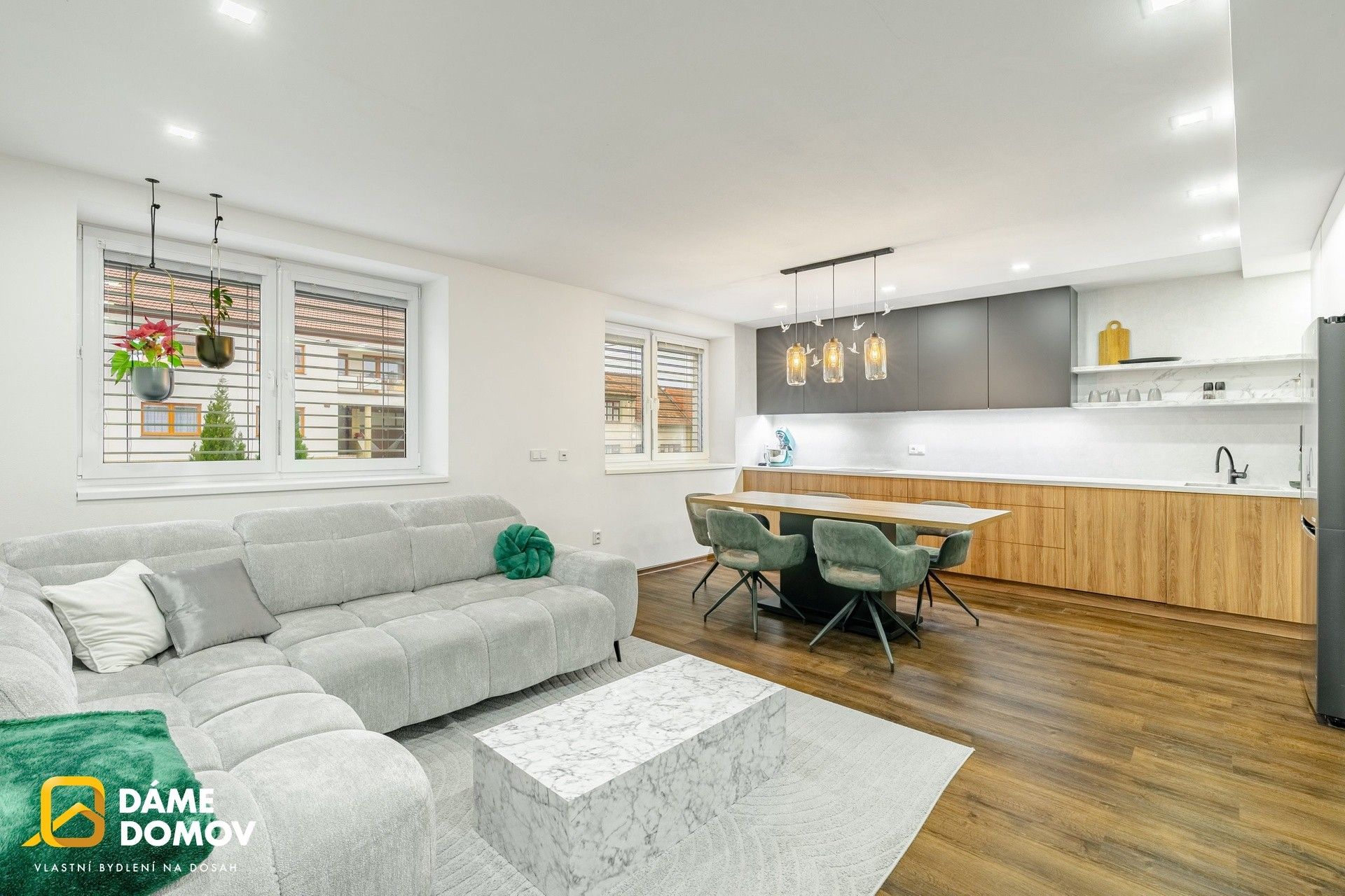 Prodej rodinný dům - Suchov, 308 m² - 5
