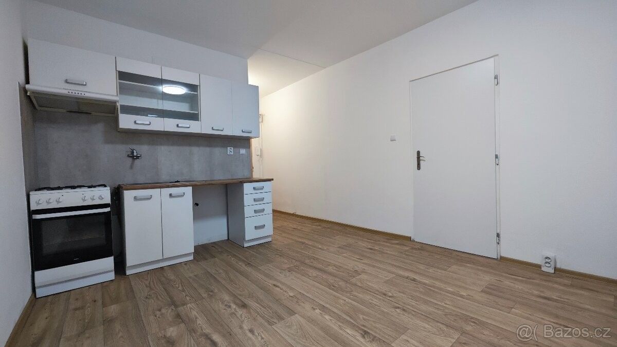 Pronájem byt - Bílina, 418 01