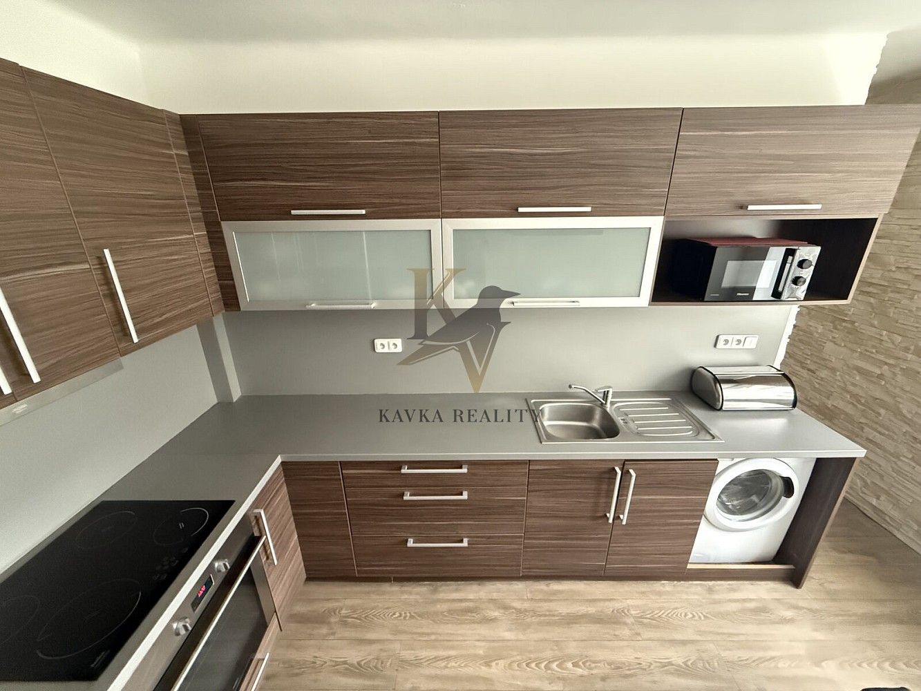 Byt 2+1 · 56 m² · Hlavní třída, Ostrava - Poruba - 3