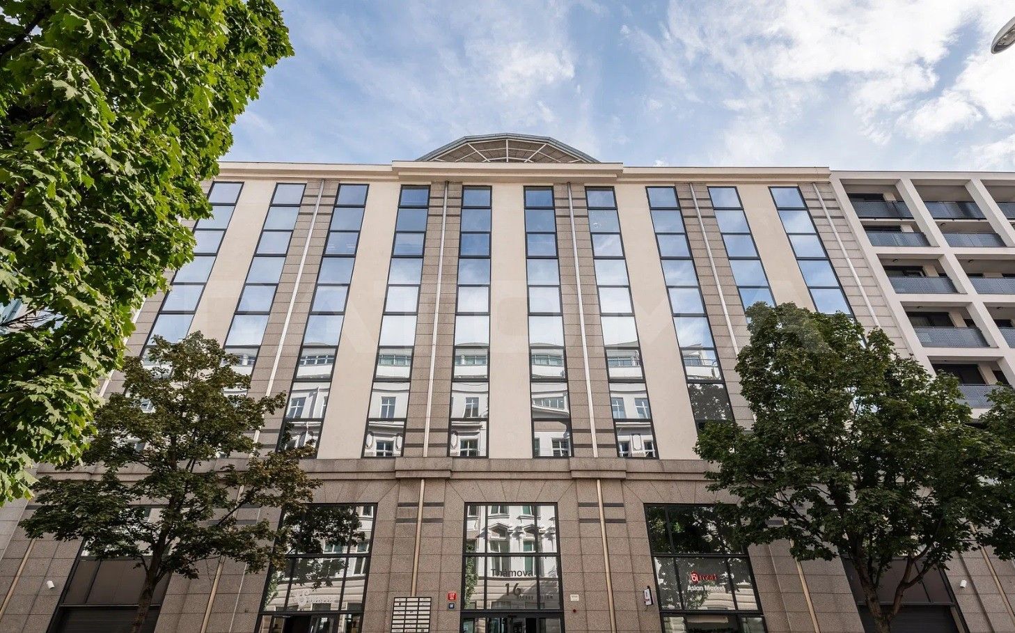 Kanceláře, Thámova, Praha, 337 m²