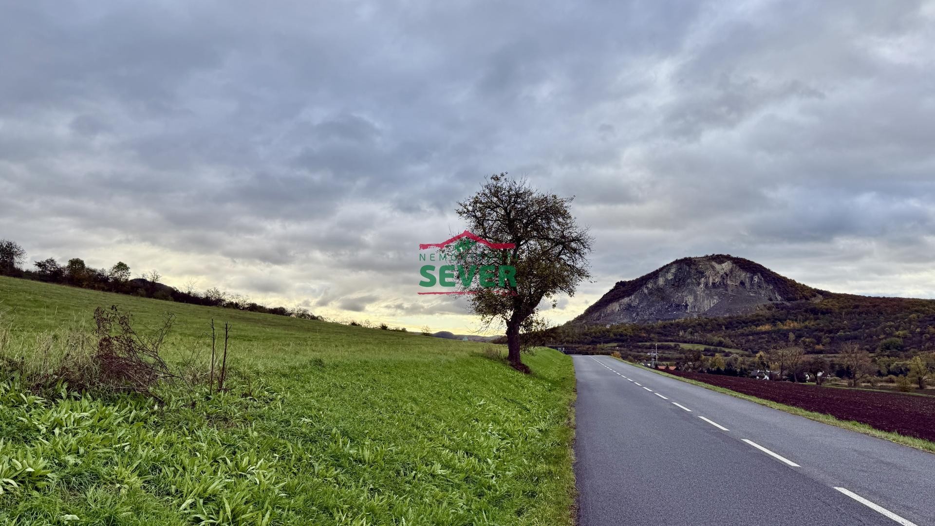 Prodej pozemek - Želenice, Most, 44 621 m² - 5