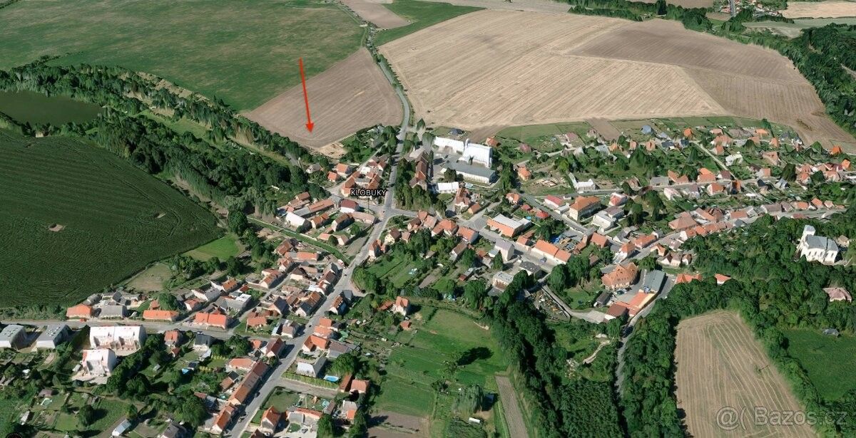 Pozemky pro bydlení, Klobuky v Čechách, 273 74