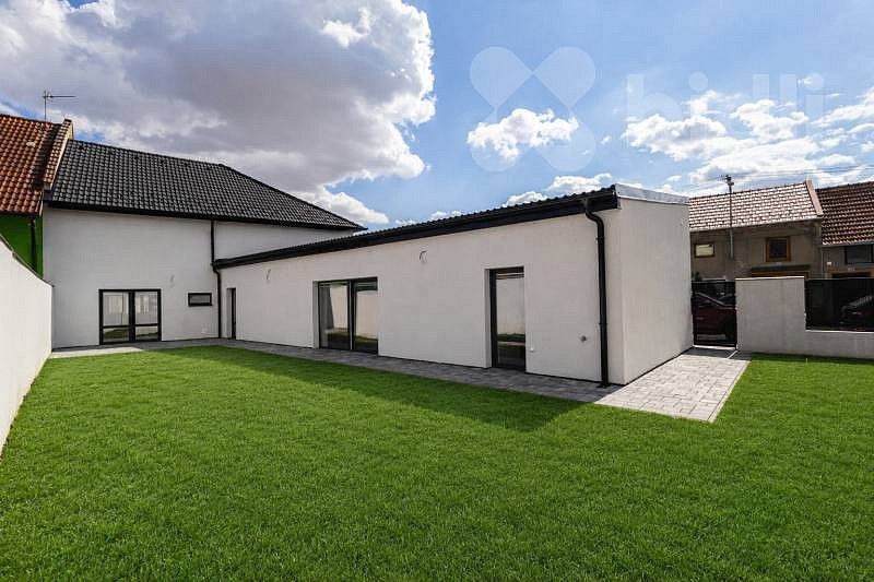 Rodinné domy, Hrubčice, okres Prostějov, 183 m² - 2