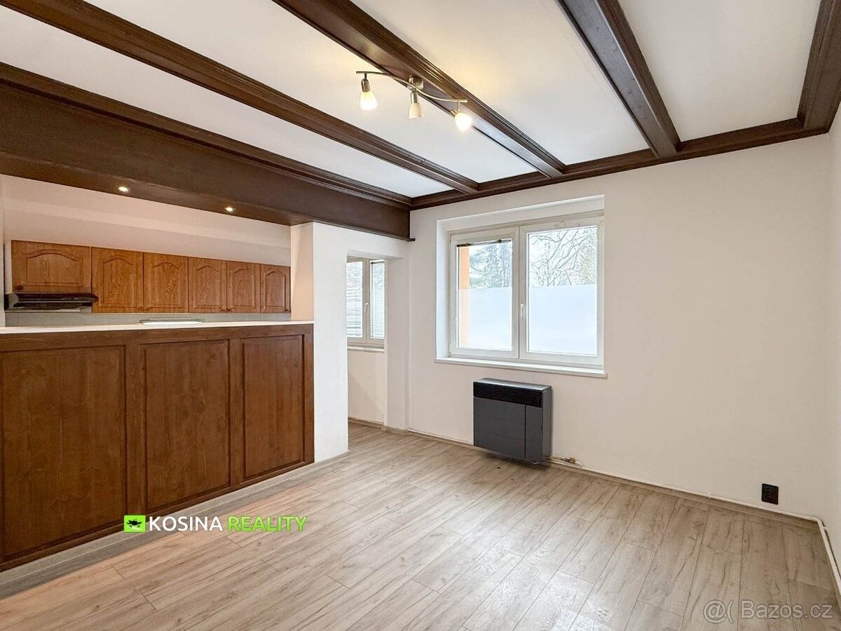 Byty, Nová Role, 362 25