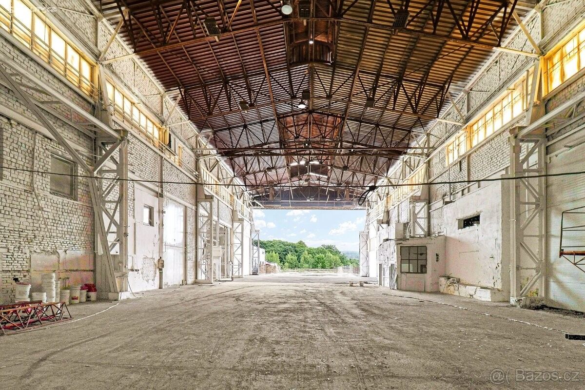 Sklady, Praha, 110 00