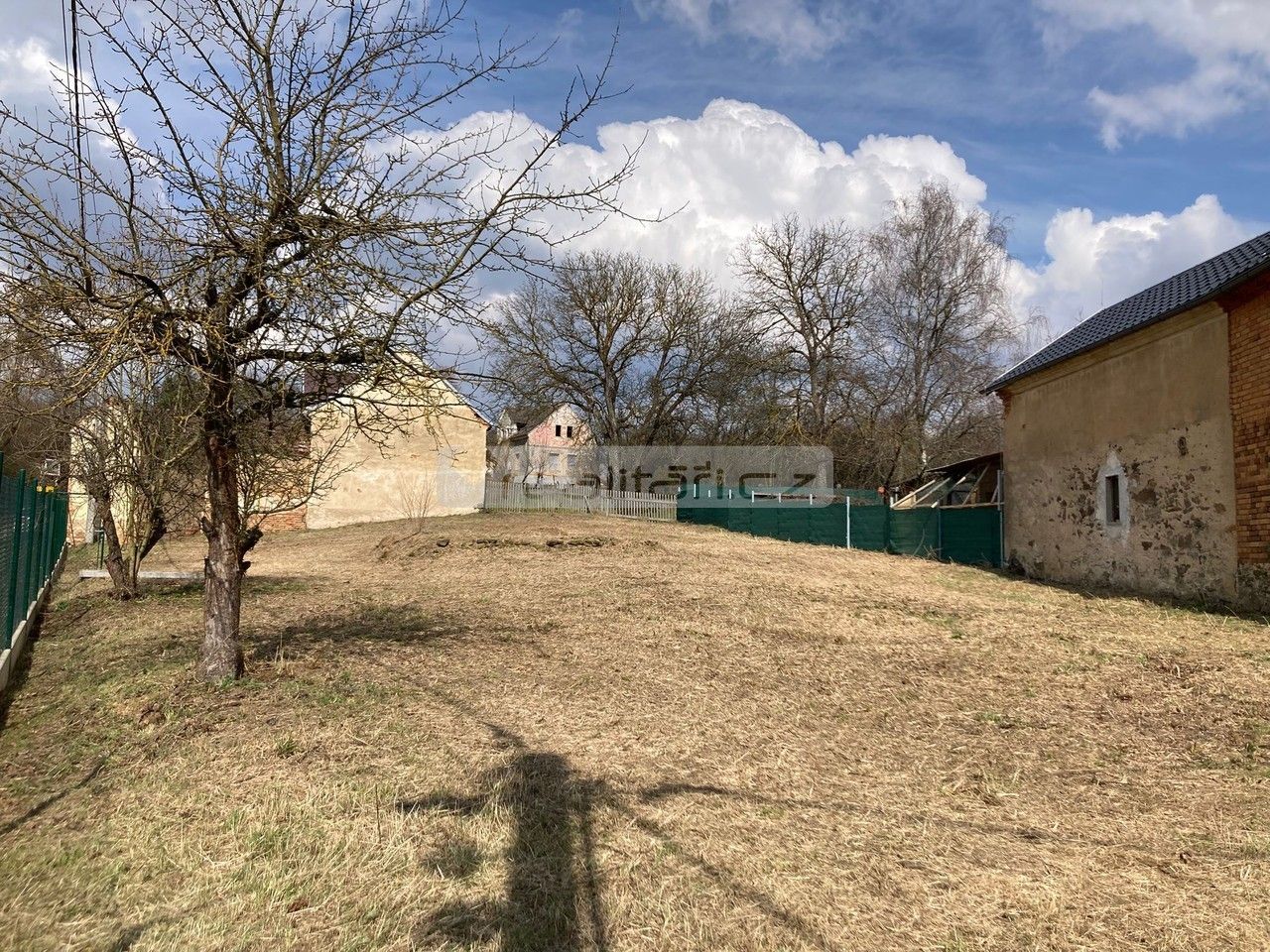 Pozemek pro bydlení, 936 m²
