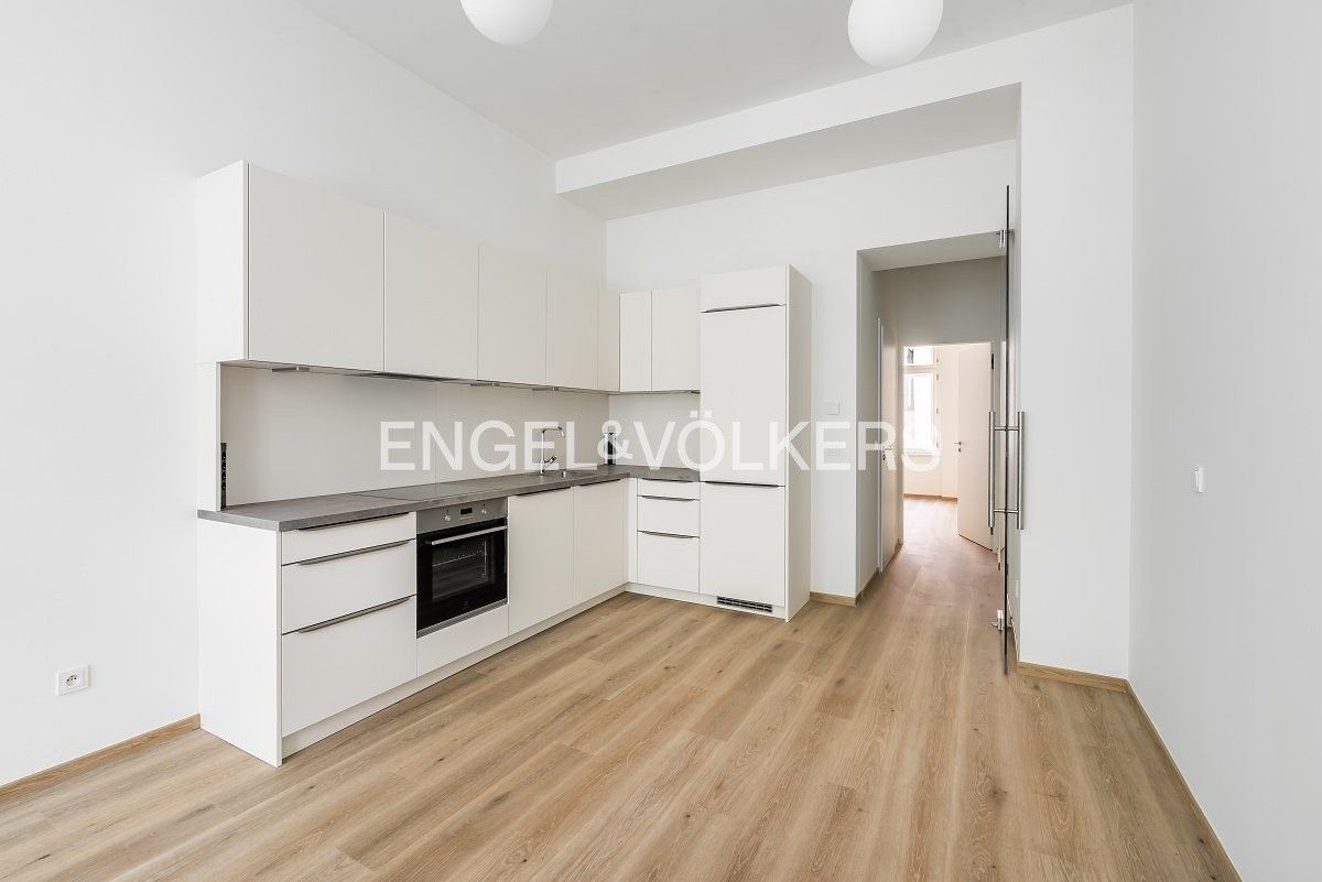 3+kk, Václavské náměstí 1306, Praha Nové Město, 69 m² - 2