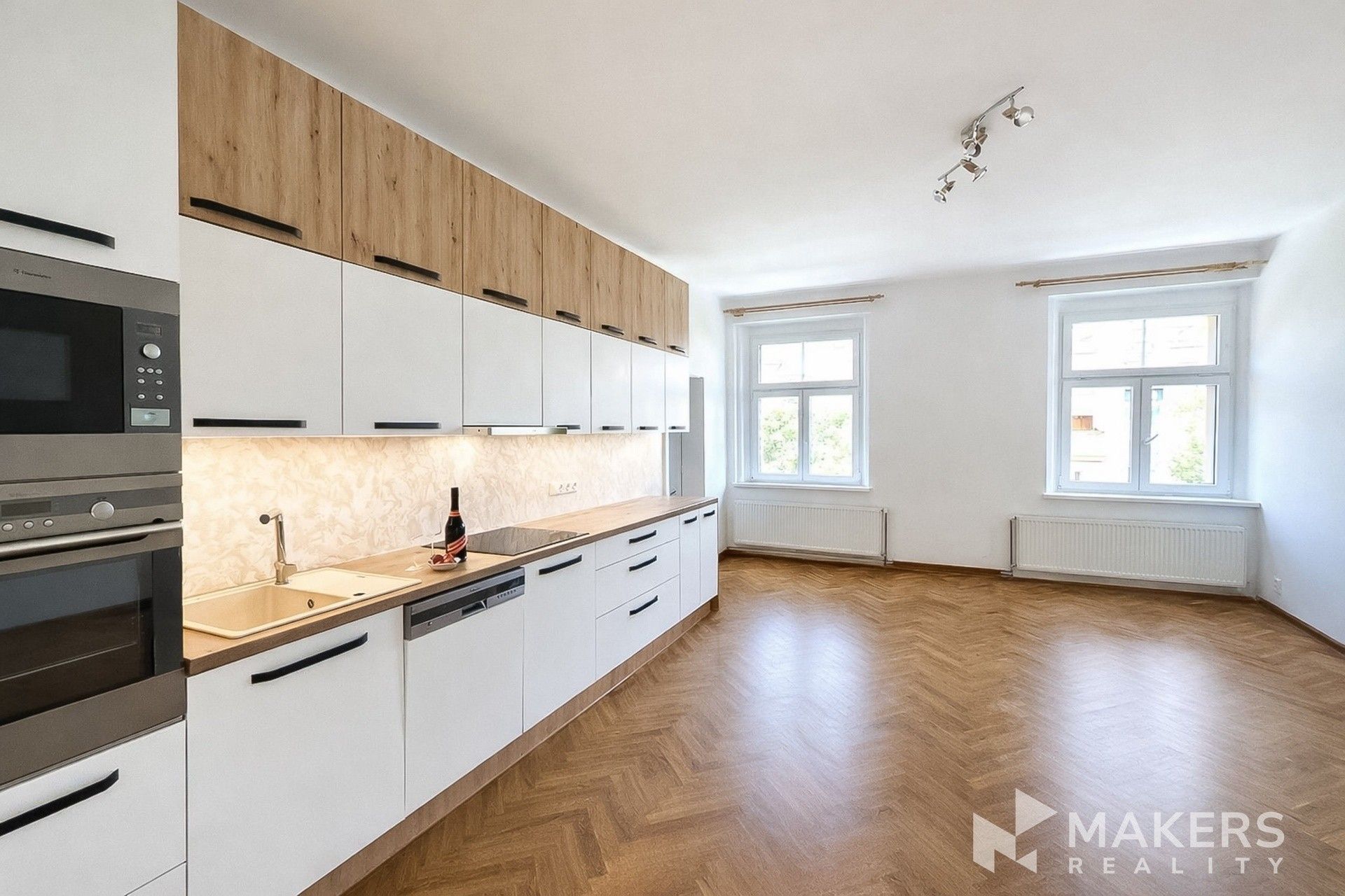 2+kk, U kněžské louky, Praha, 80 m² - 1