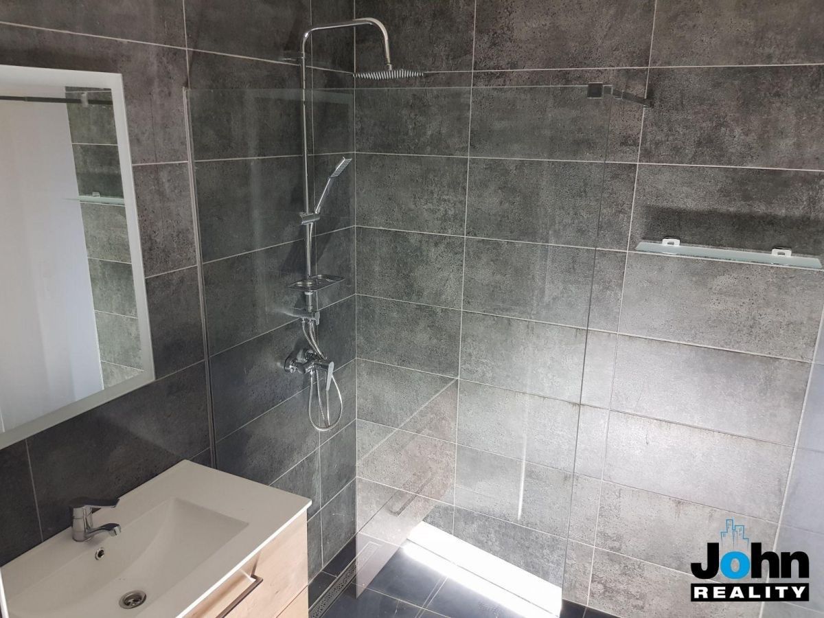 Pronájem byt 2+kk - Slovenského národního povstání, Most, 53 m² - 5
