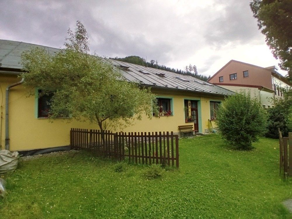 Prodej komerční - Potůčník, Hanušovice, 891 m²