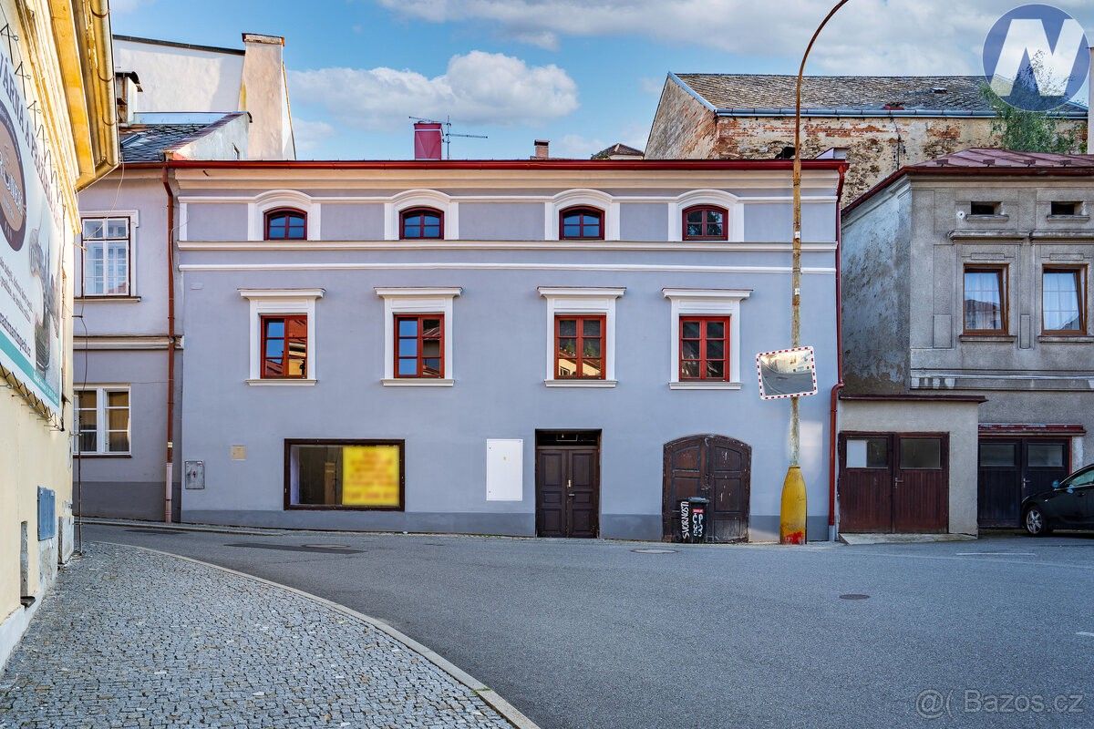 Obchodní prostory, Vimperk, 385 01