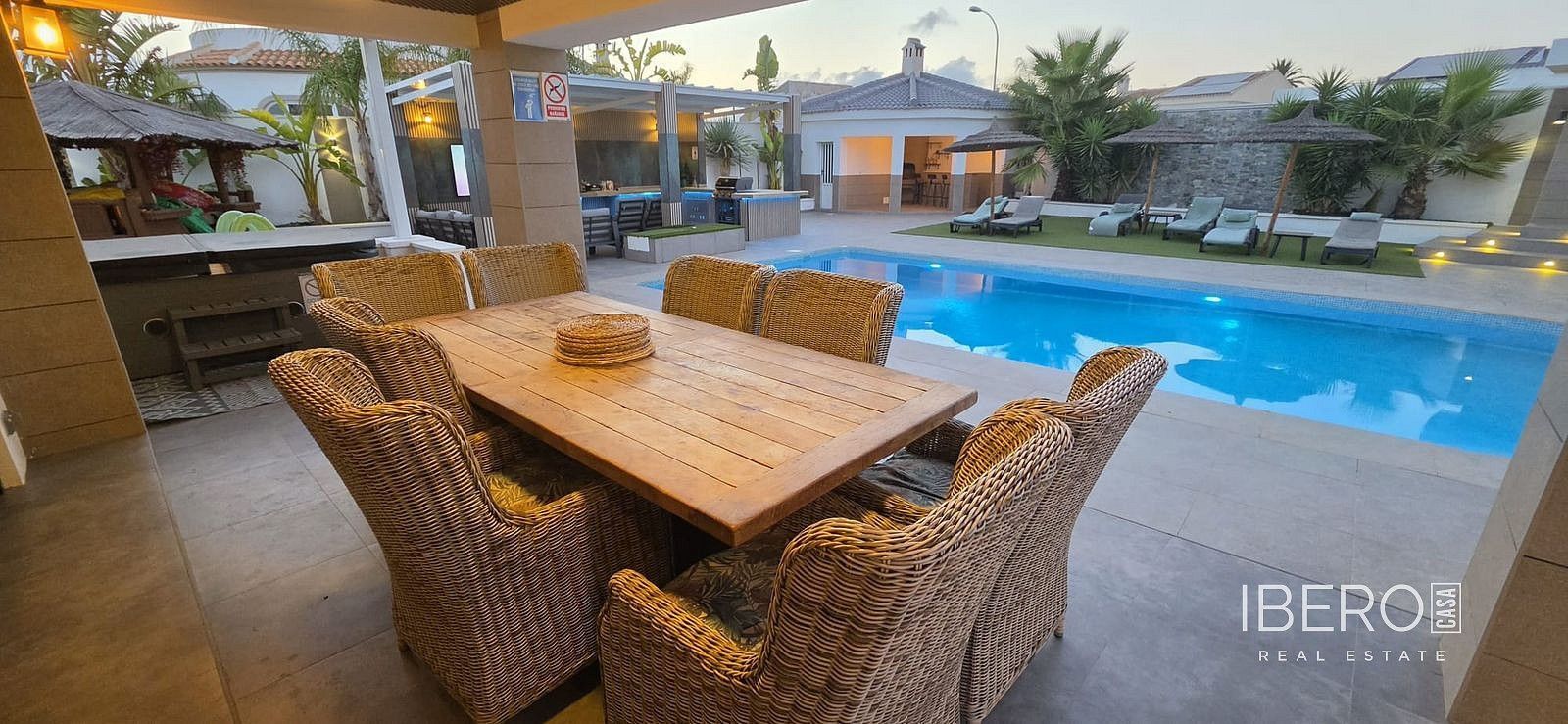 Prodej rodinný dům - Torrevieja, Španělsko, 280 m² - 5
