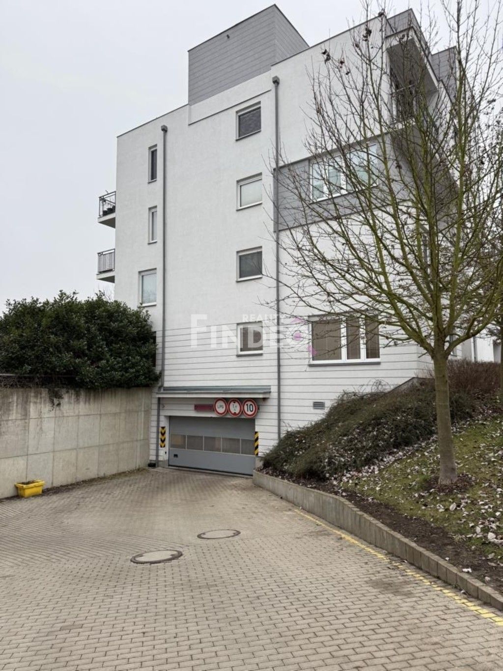 Ostatní, V Zahradách, Beroun, 12 m²