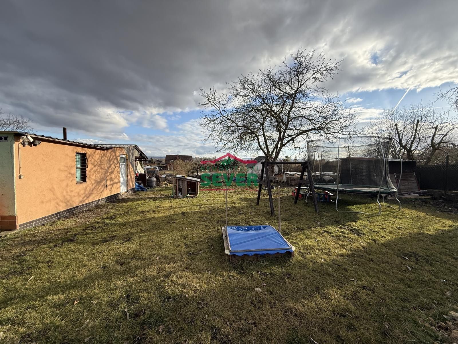 Zahrady, Postoloprty, 578 m²