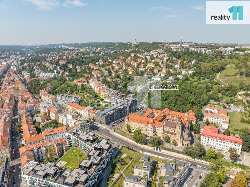 Byt 2+kk · 56 m² · Švédská, Praha - 4