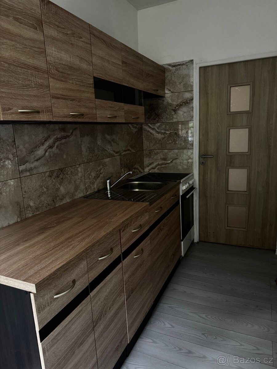 Byty, Vsetín, 755 01