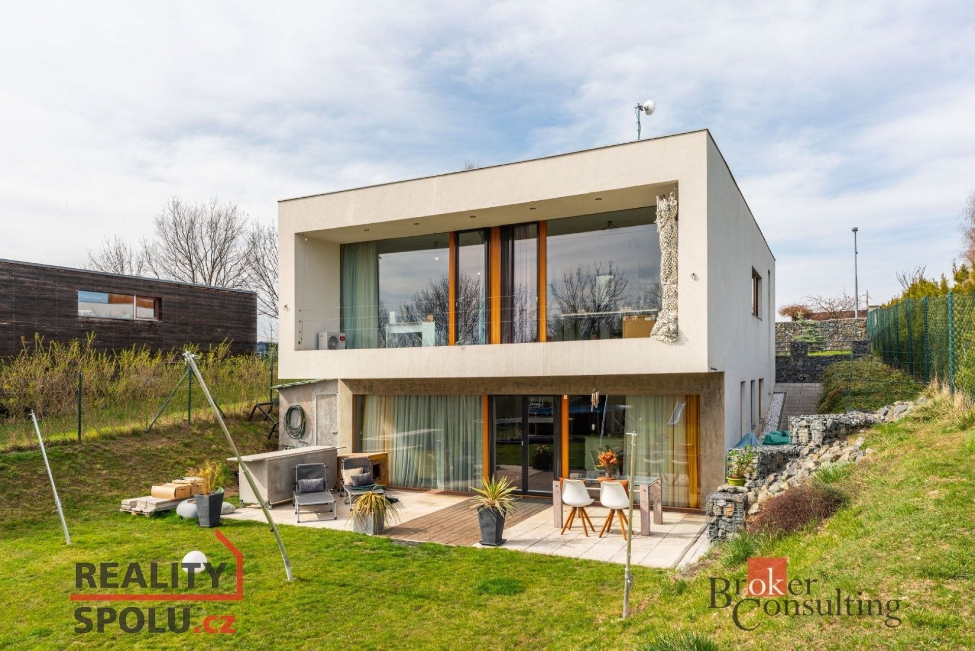 Prodej rodinný dům - Zlončice, 184 m²