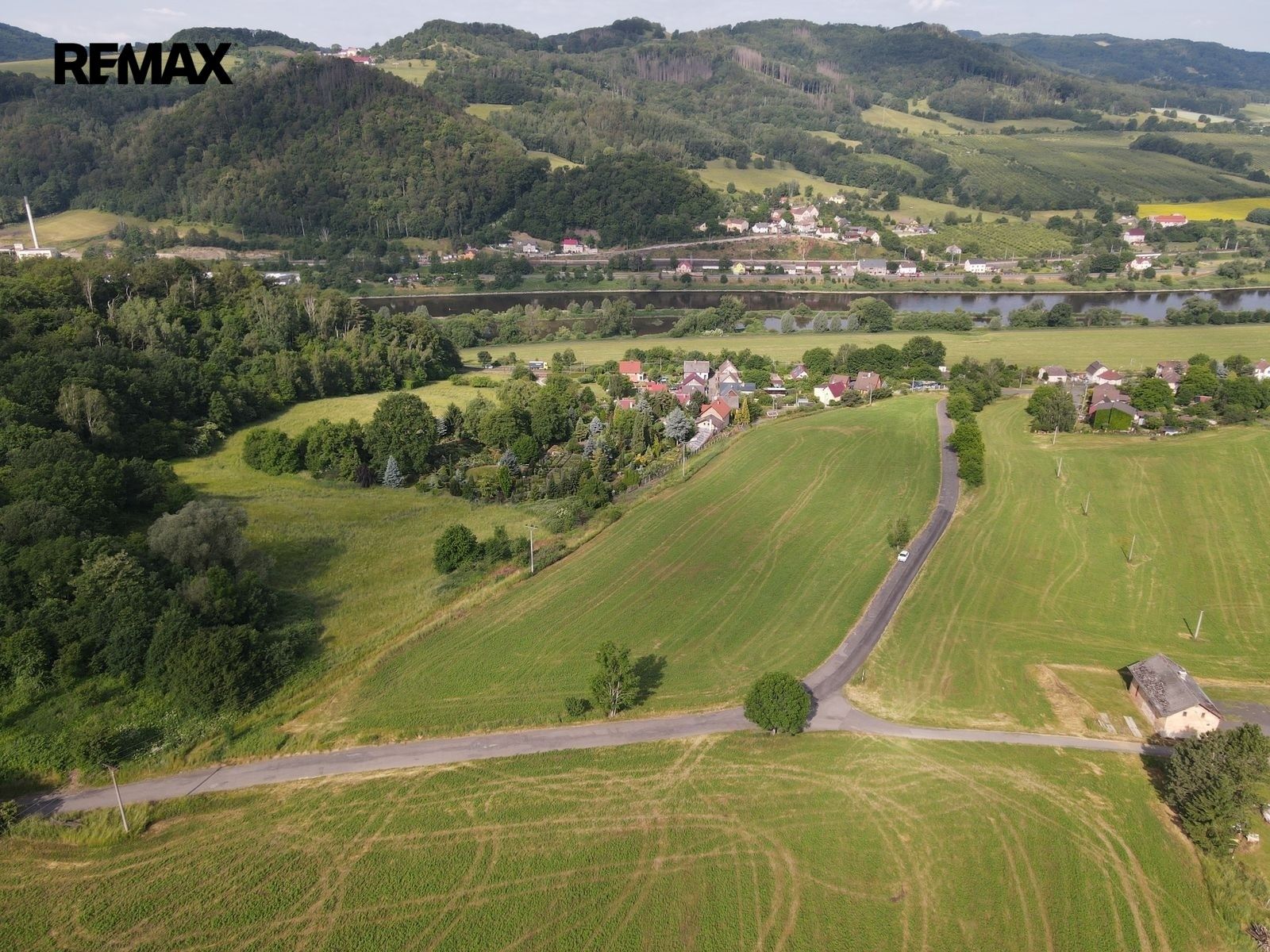 Pozemek pro bydlení, 17 584 m²