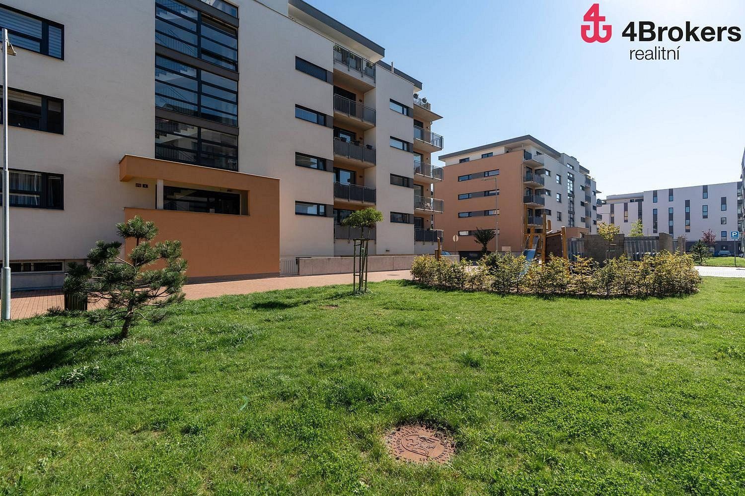 1+kk, Antonína Petrofa, Hradec Králové - Nový Hradec Králové, 33 m² - 1