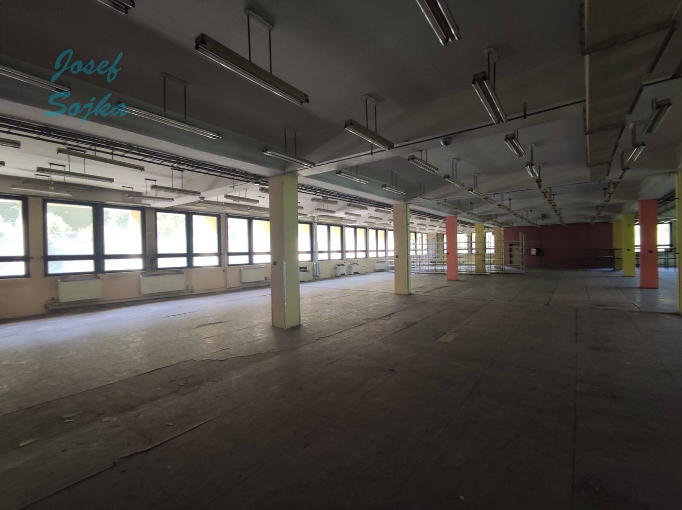 Pronájem sklad - Adamov, okres Blansko, 4 500 m² - 5