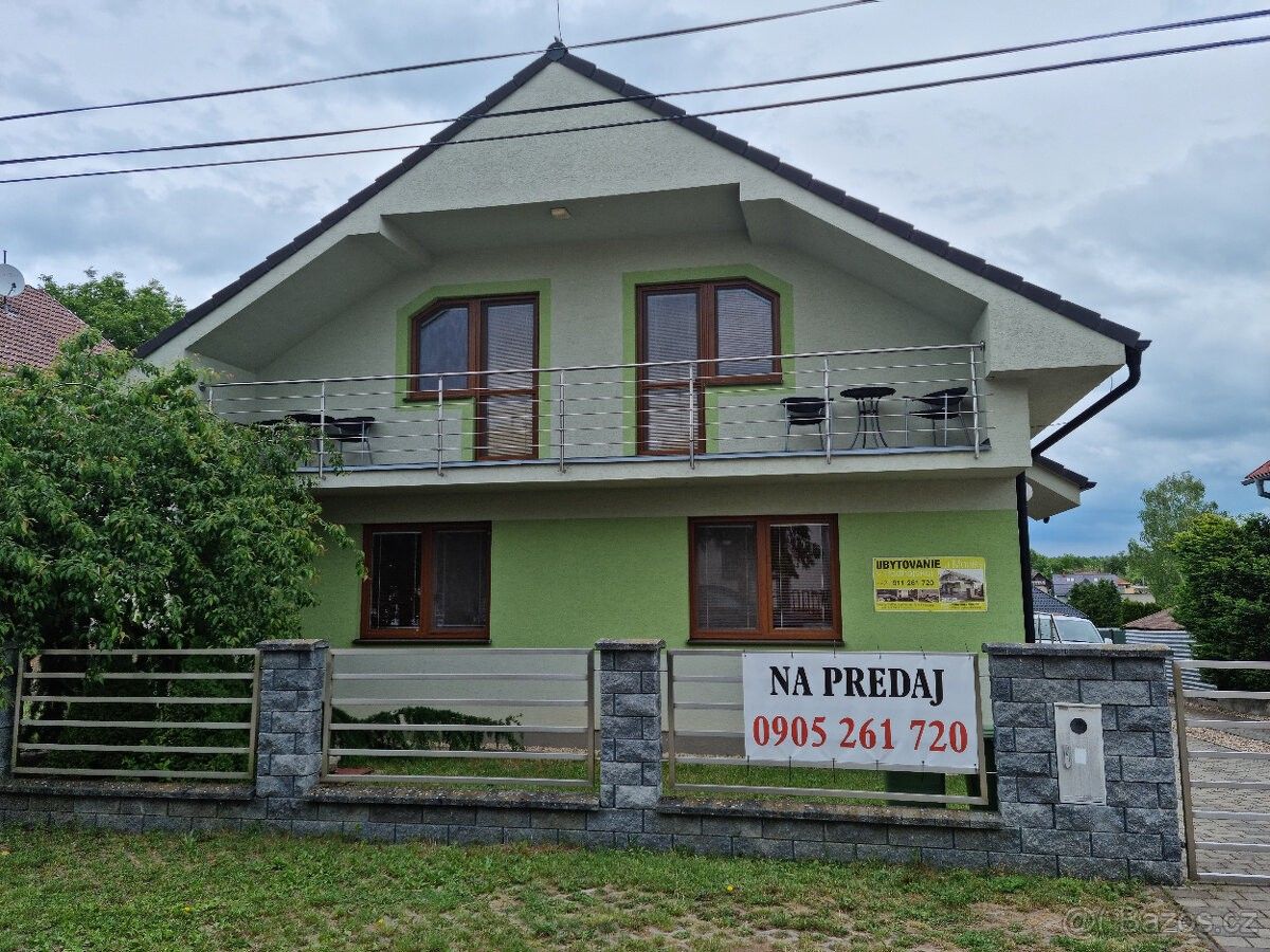 Rodinné domy, 987 65, Slovensko - 1