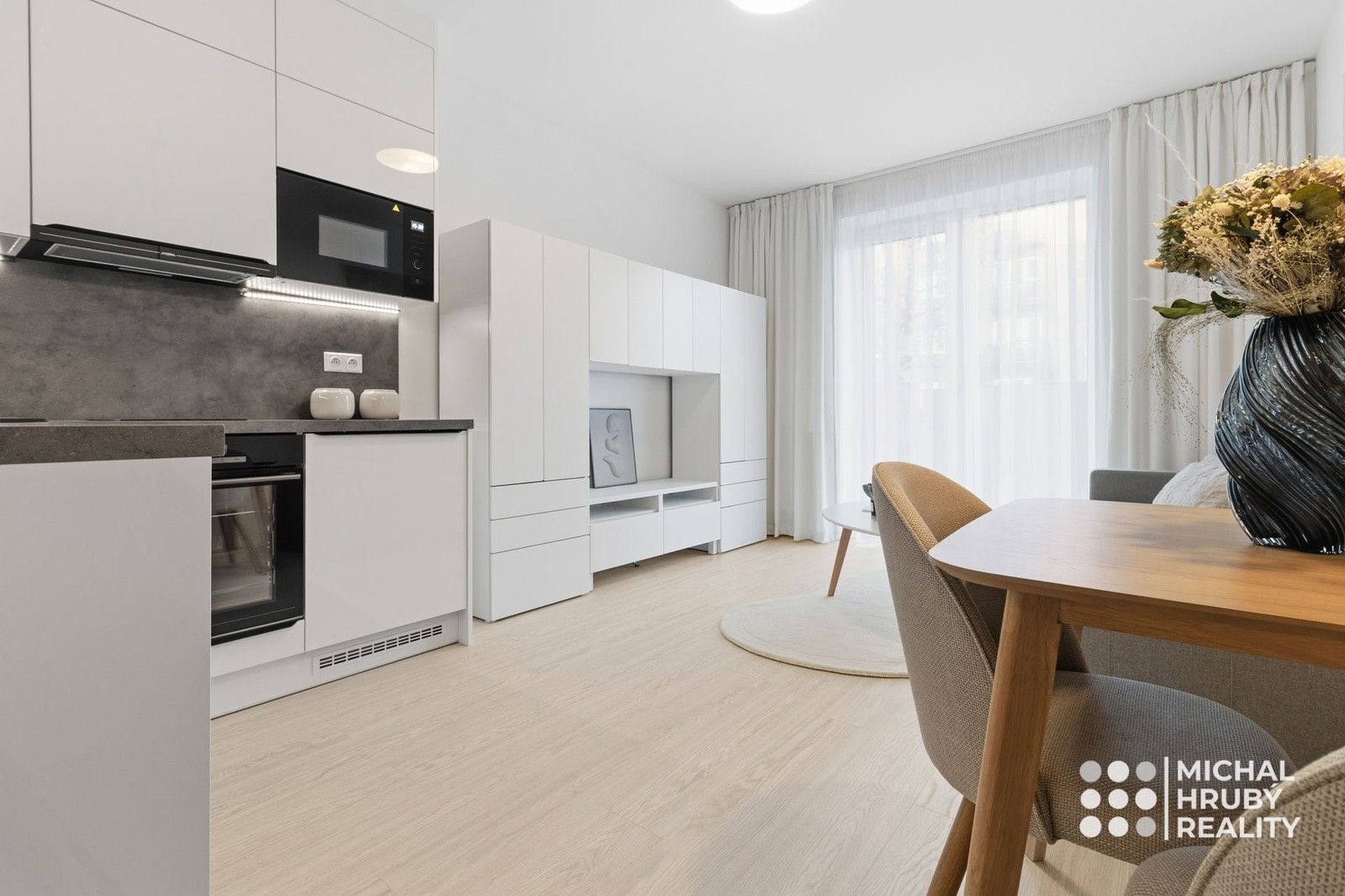 1+kk, Výstavní 2373, Ostrava Mariánské Hory, 28 m²