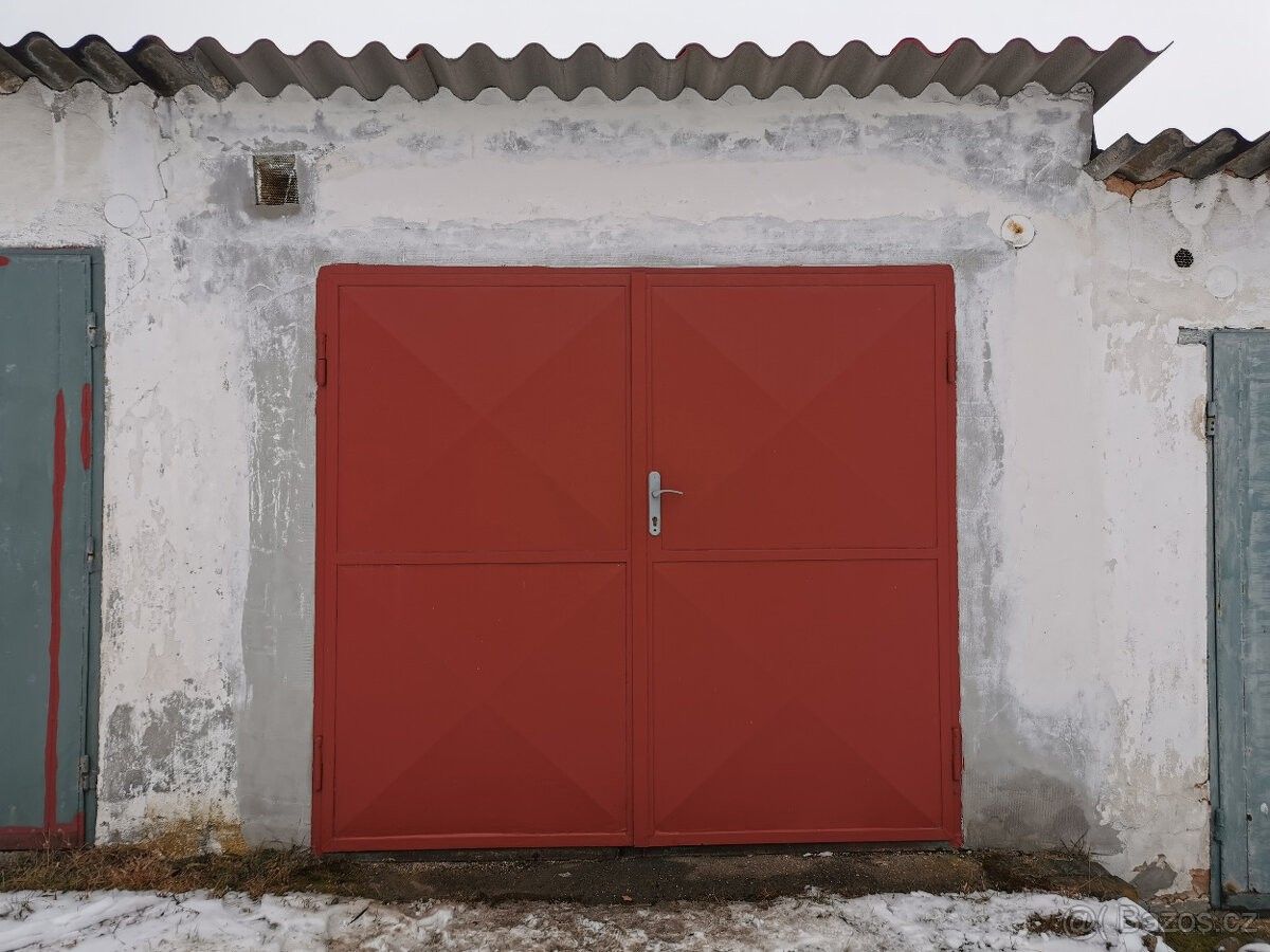 Garáže, Hrádek u Rokycan, 338 42