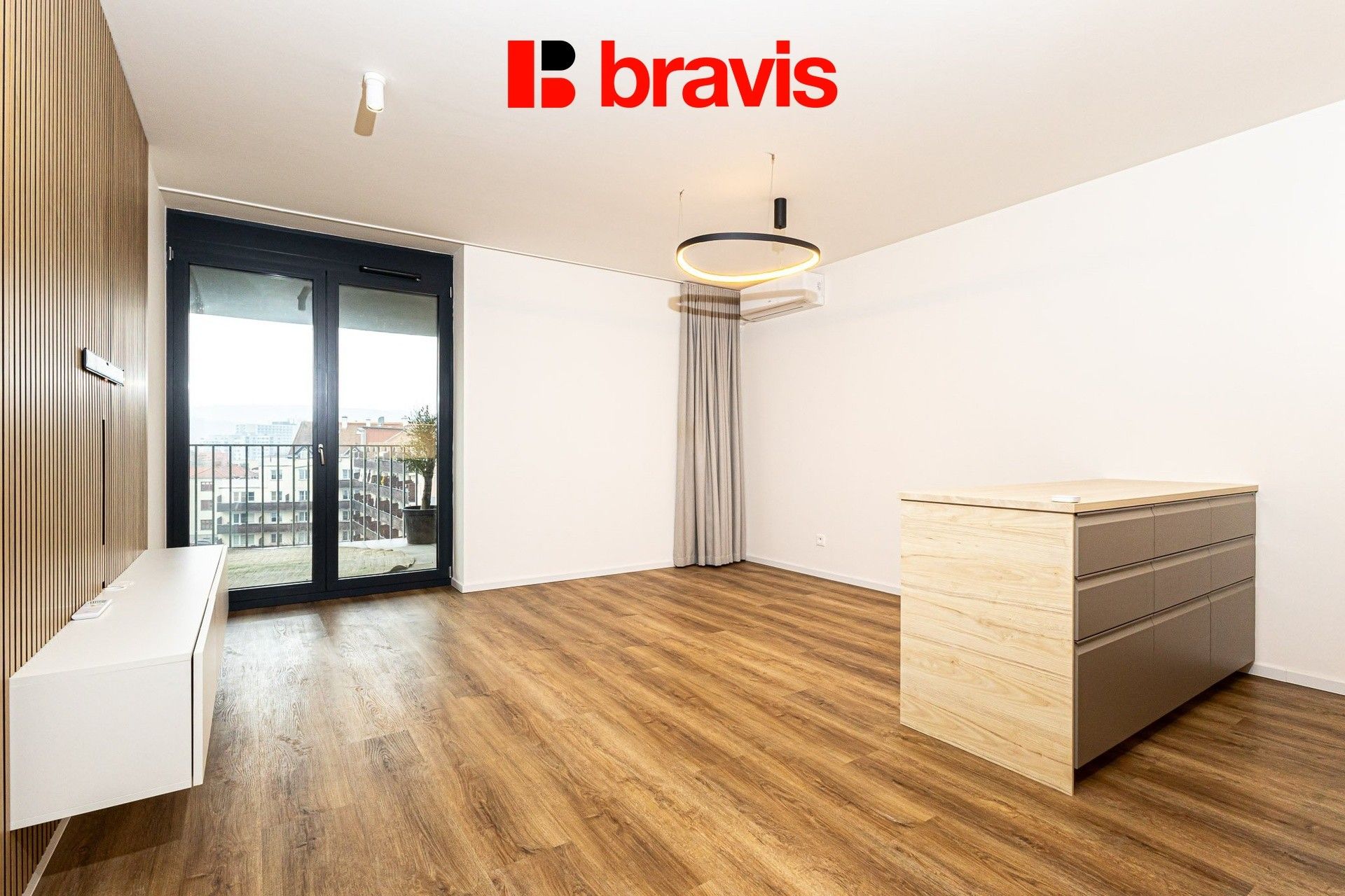 Pronájem byt 2+kk - Vídeňská, Brno, 55 m²