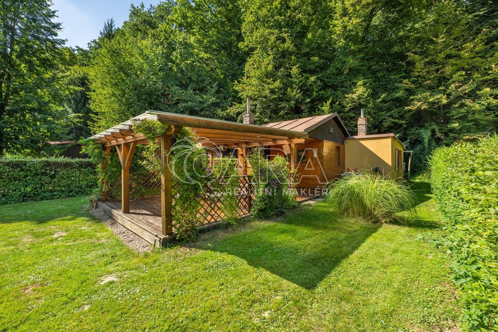 Chaty, Český Šternberk, 44 m²