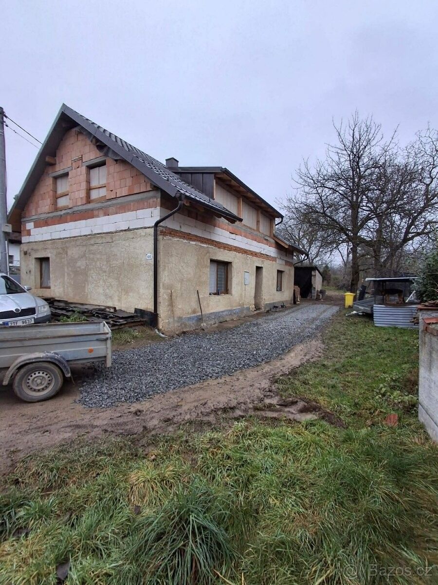 Rodinné domy, Dlouhá Loučka, 783 86