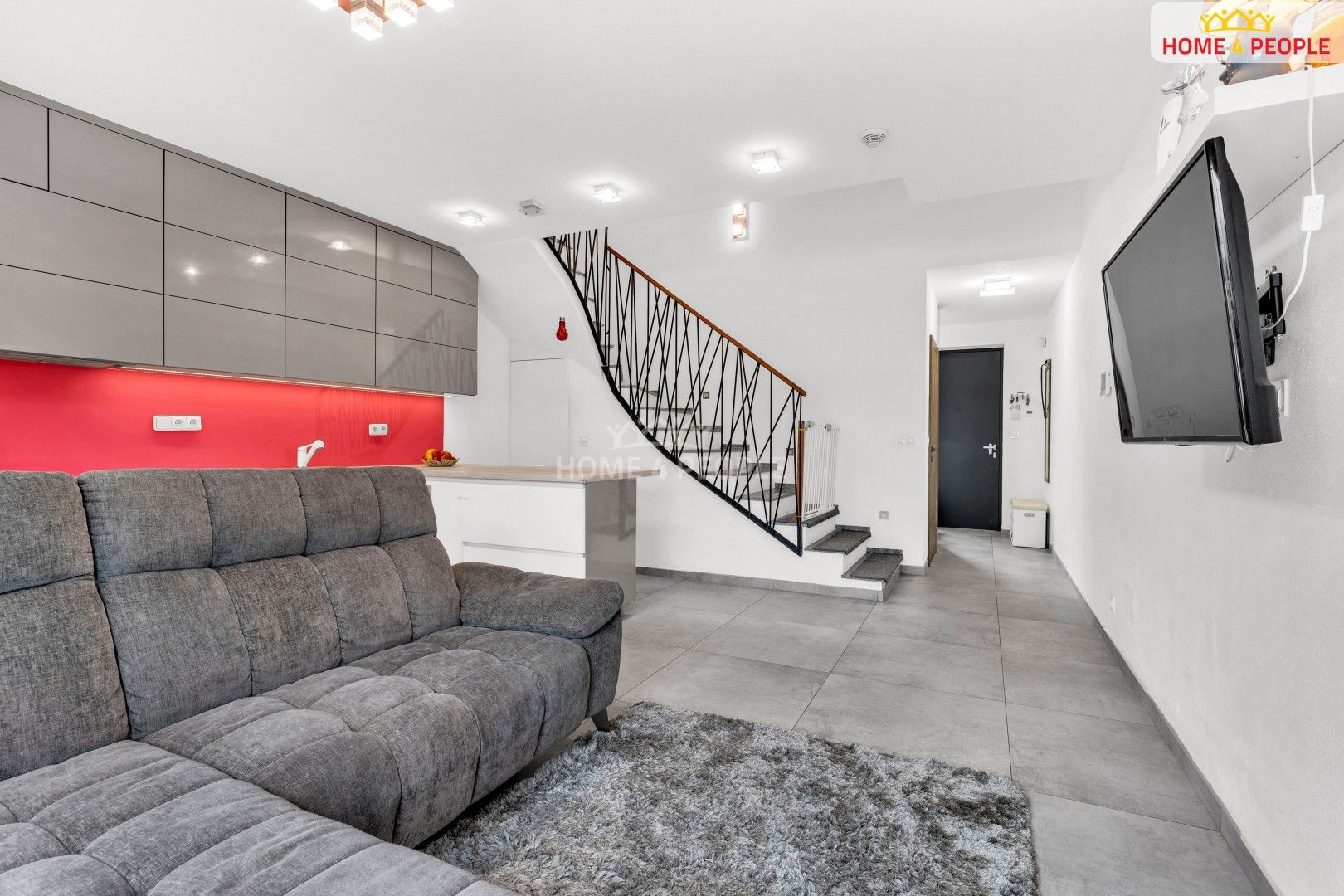 4+kk, Podzámecká, Praha, 125 m²