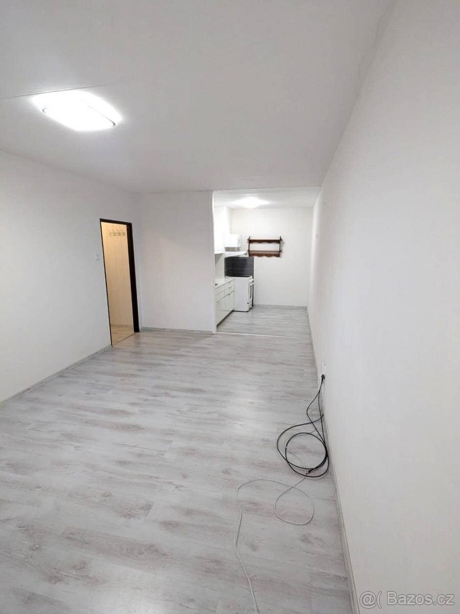 Pronájem byt - Bílina, 418 01