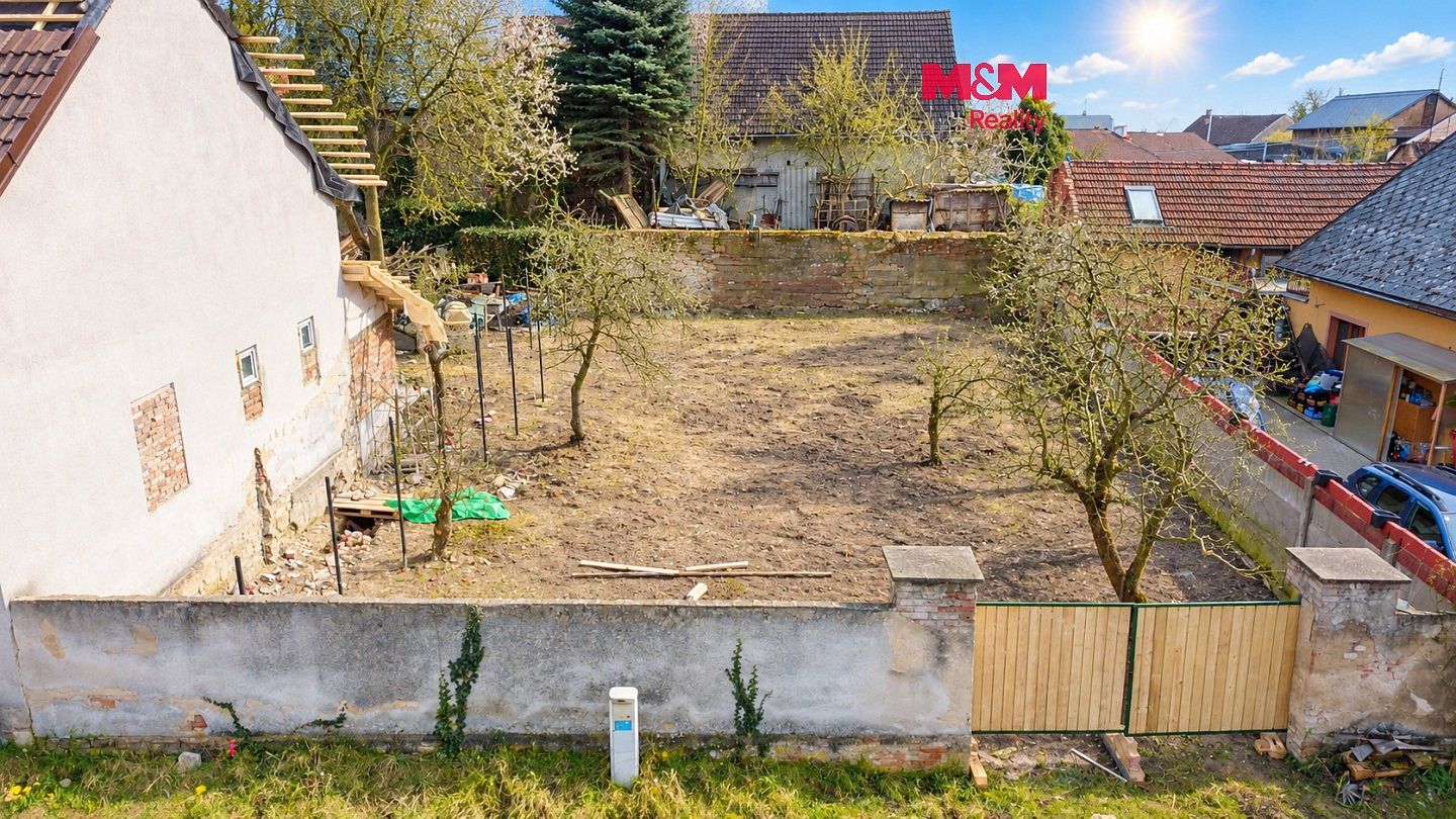 Pozemek pro bydlení, 340 m²