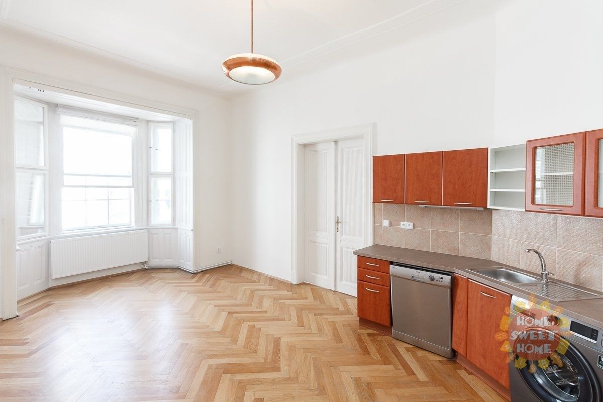 3+kk, Janáčkovo nábřeží 85, Praha Smíchov, 83 m² - 2