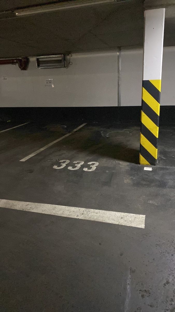 Garáž · 15 m² · U Zvonařky, Praha - Vinohrady - 3