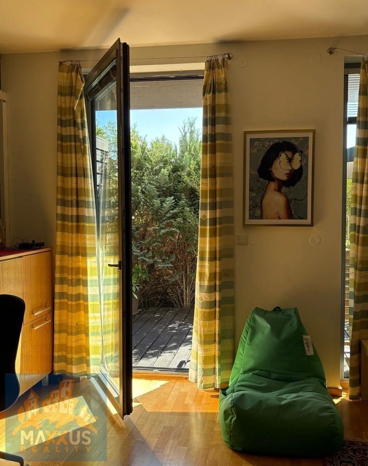 Pronájem byt - Praha, 190 00