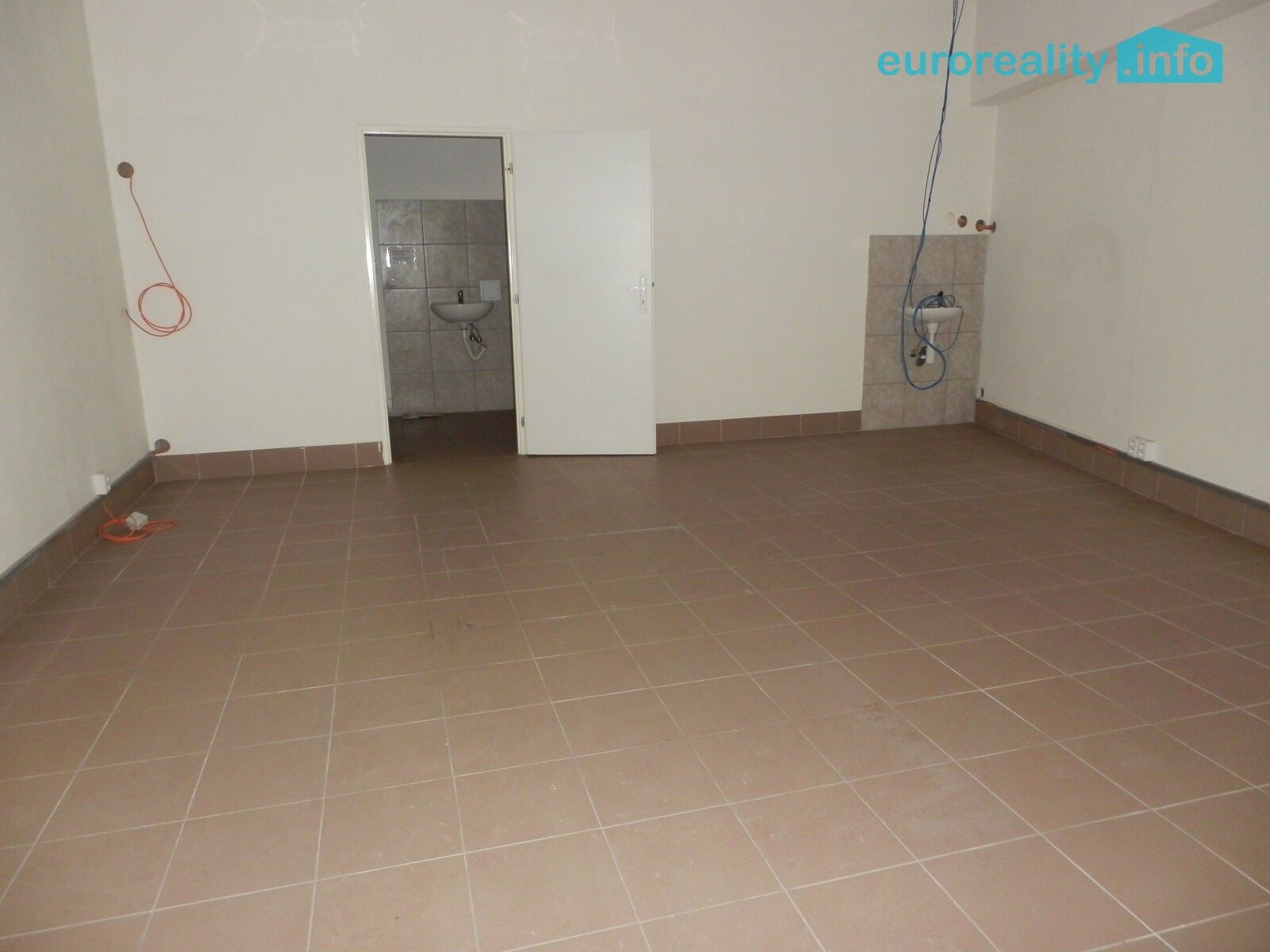 Pronájem obchodní prostory - Praha, 38 m² - 1