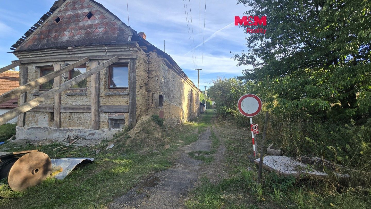 Rodinné domy, Ponikev, Ludmírov, 130 m² - 1
