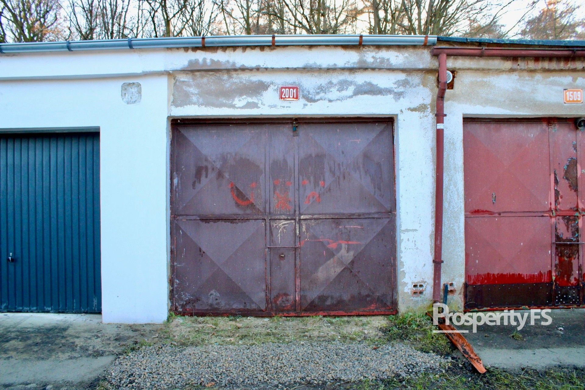 Garáže, Šamberkova, Kladno, 19 m²